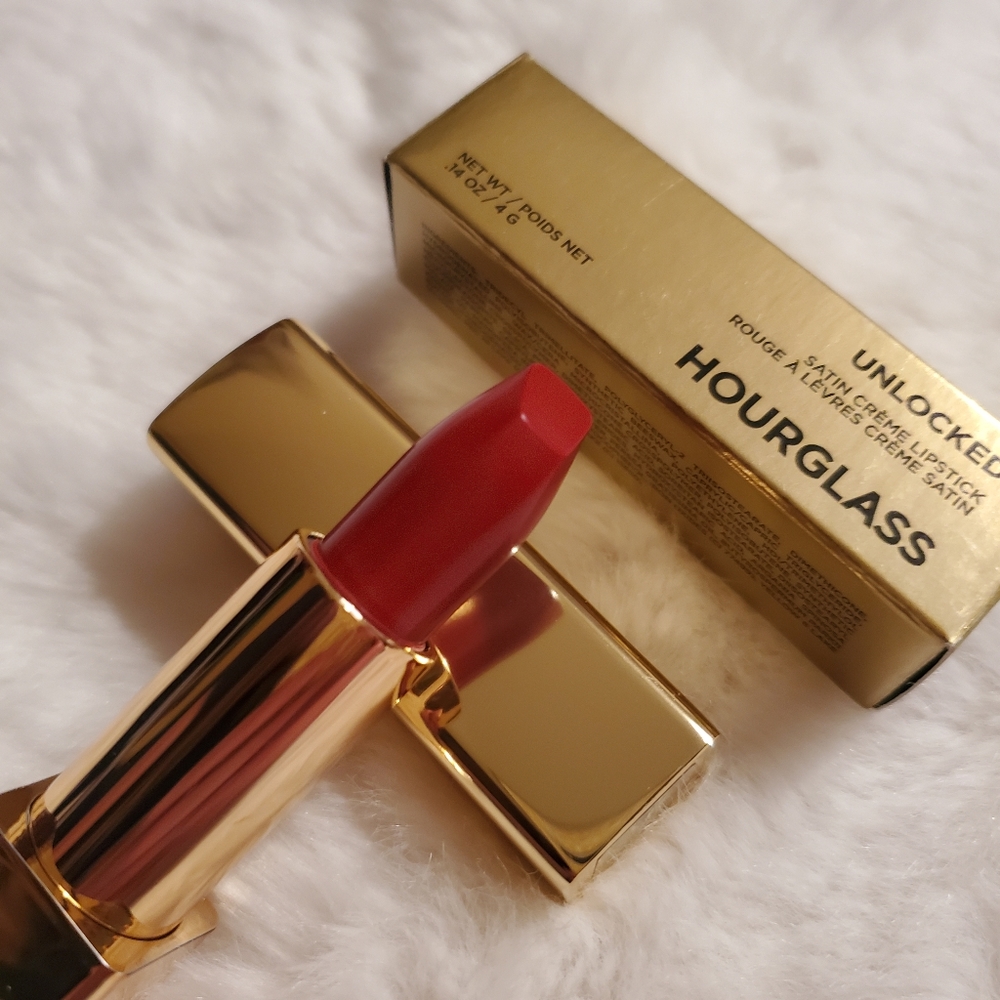 Hourglass Unlocked Lipstick